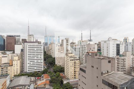 Vista da Varanda de apartamento para alugar com 2 quartos, 45m² em Consolação, São Paulo