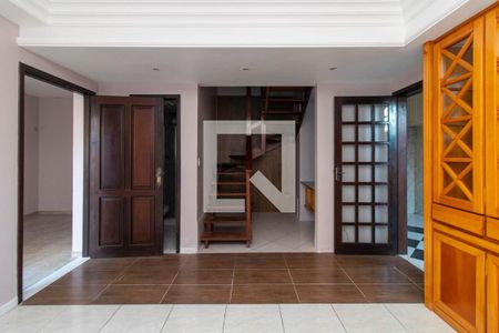Sala de casa de condomínio à venda com 3 quartos, 130m² em Camaquã, Porto Alegre
