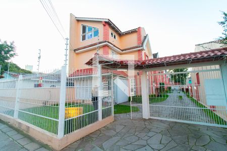 Casa de condomínio para alugar com 130m², 3 quartos e 1 vagaFachada