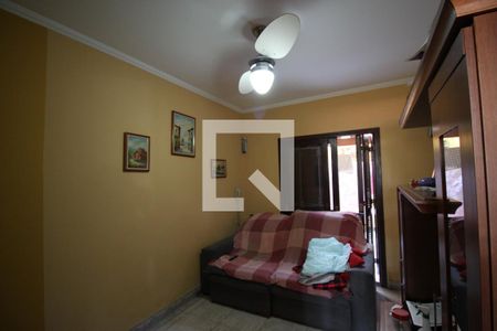 Casa à venda com 190m², 3 quartos e 3 vagasSala de TV