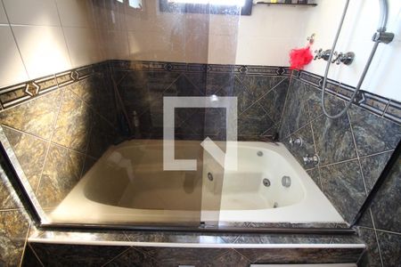 Casa à venda com 190m², 3 quartos e 3 vagasBanheiro da Suíte 3