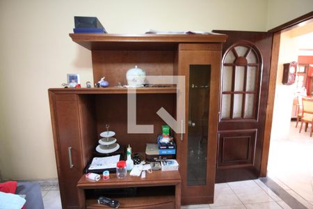 Casa à venda com 190m², 3 quartos e 3 vagasSala de TV