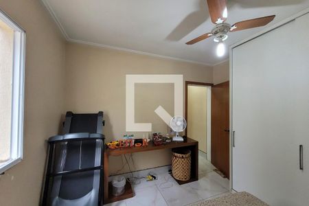 Casa à venda com 179m², 3 quartos e 4 vagas Casa à venda com 179m², 3 quartos e 4 vagasQuarto 1