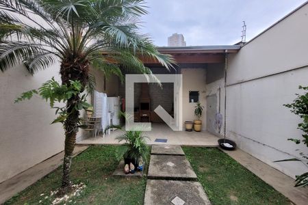 Casa à venda com 179m², 3 quartos e 4 vagas Casa à venda com 179m², 3 quartos e 4 vagasarea de lazer/quintal