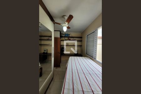 Casa à venda com 179m², 3 quartos e 4 vagas Casa à venda com 179m², 3 quartos e 4 vagasQuarto 2