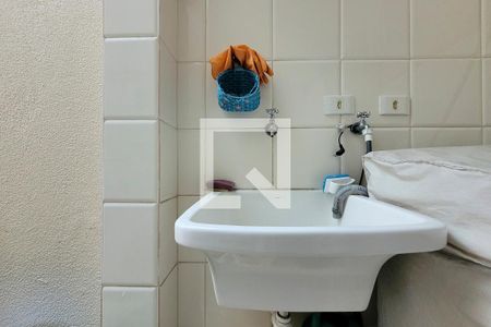 Casa à venda com 179m², 3 quartos e 4 vagas Casa à venda com 179m², 3 quartos e 4 vagasDetalhe da area de serviço