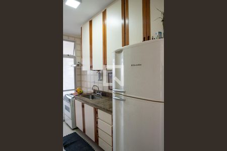 Apartamento à venda com 64m², 2 quartos e 1 vagaCozinha