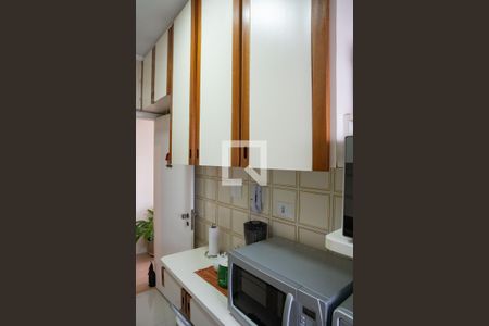 Apartamento à venda com 64m², 2 quartos e 1 vagaCozinha