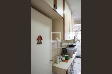 Apartamento à venda com 64m², 2 quartos e 1 vagaCozinha