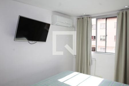 Quarto 1 de apartamento à venda com 2 quartos, 47m² em Vigário Geral, Rio de Janeiro