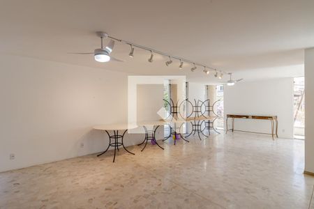 Studio para alugar com 76m², 2 quartos e 1 vaga Studio para alugar com 76m², 2 quartos e 1 vagaSalão de festas