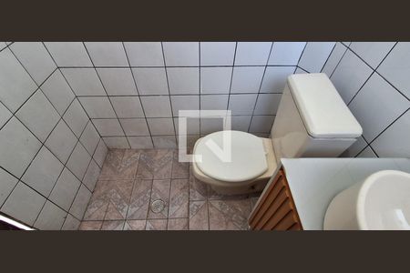 Casa para alugar com 306m², 3 quartos e 3 vagasBanheiro Social 