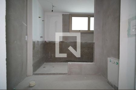 Apartamento à venda com 291m², 4 quartos e 4 vagasBanheiro da Suíte 4