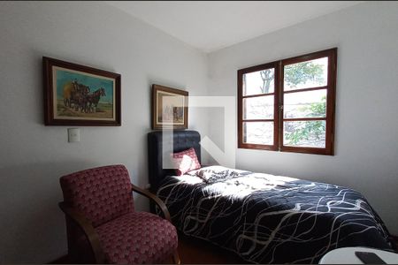 Casa à venda com 180m², 3 quartos e 2 vagas Casa à venda com 180m², 3 quartos e 2 vagasQuarto 2