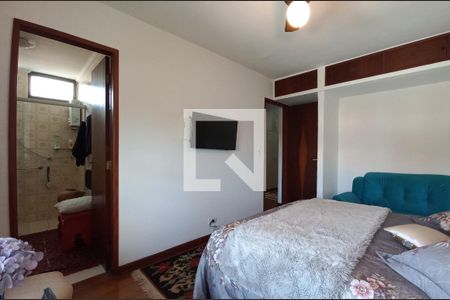 Casa à venda com 180m², 3 quartos e 2 vagas Casa à venda com 180m², 3 quartos e 2 vagasSuíte