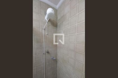 Casa à venda com 180m², 3 quartos e 2 vagas Casa à venda com 180m², 3 quartos e 2 vagasBanheiro Social