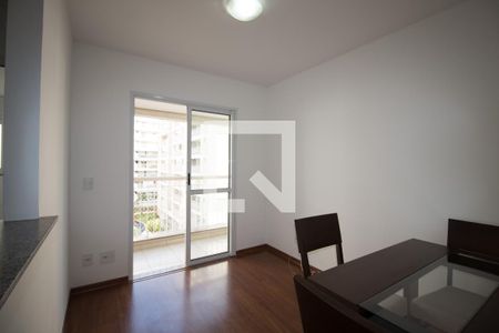Apartamento para alugar em Chácara Seis de Outubro