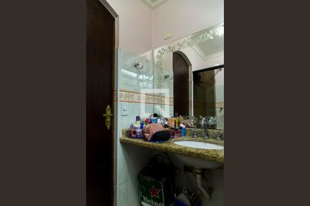 Casa à venda com 600m², 4 quartos e 6 vagasBanheiro da Suíte