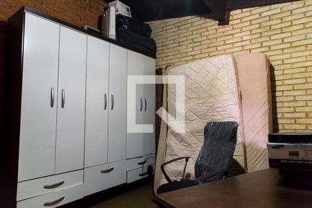 Casa à venda com 600m², 4 quartos e 6 vagasQuarto 2