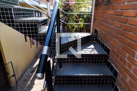 Casa à venda com 600m², 4 quartos e 6 vagasEscadas