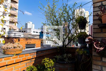 Casa à venda com 600m², 4 quartos e 6 vagasChurrasqueira