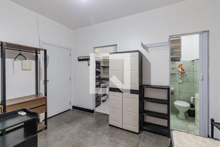 Sala/Quarto de kitnet/studio para alugar com 1 quarto, 21m² em Cidade Baixa, Porto Alegre