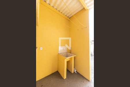 Casa de condomínio para alugar com 70m², 2 quartos e 1 vaga Casa de condomínio para alugar com 70m², 2 quartos e 1 vagaÁrea de Serviço