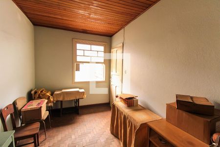 Casa à venda com 120m², 4 quartos e 1 vaga Casa à venda com 120m², 4 quartos e 1 vagaQuarto Externo 2