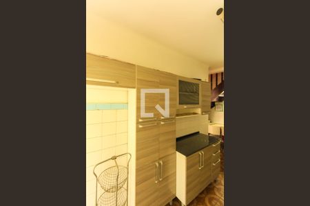 Casa à venda com 120m², 4 quartos e 1 vaga Casa à venda com 120m², 4 quartos e 1 vagaCozinha