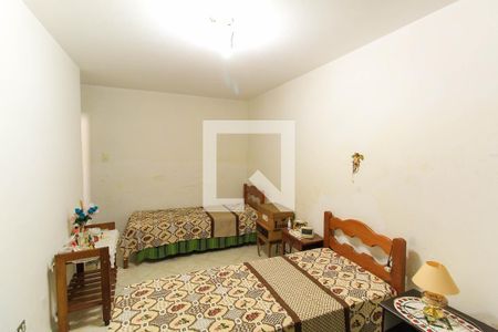 Casa à venda com 120m², 4 quartos e 1 vaga Casa à venda com 120m², 4 quartos e 1 vagaQuarto Externo 1