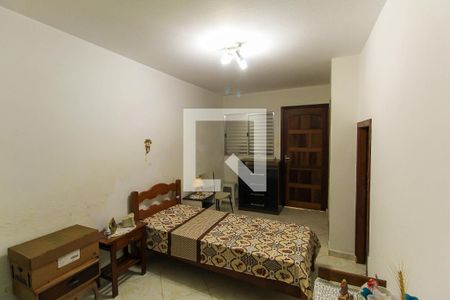 Casa à venda com 120m², 4 quartos e 1 vaga Casa à venda com 120m², 4 quartos e 1 vagaQuarto Externo 1