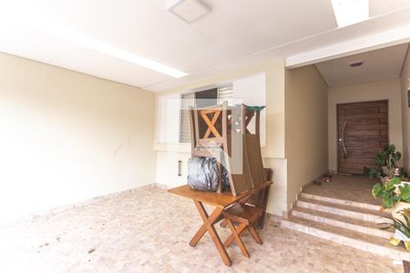 Casa à venda com 143m², 2 quartos e 2 vagas Casa à venda com 143m², 2 quartos e 2 vagasGaragem