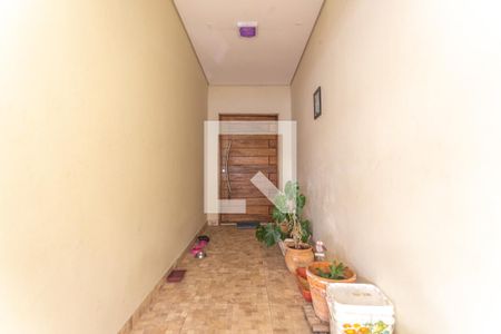 Casa à venda com 143m², 2 quartos e 2 vagas Casa à venda com 143m², 2 quartos e 2 vagasHall de entrada