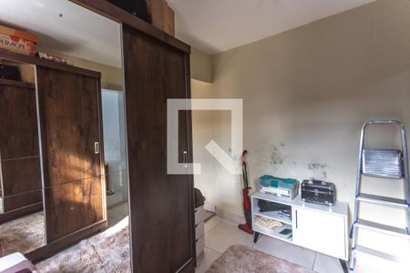 Casa à venda com 143m², 2 quartos e 2 vagas Casa à venda com 143m², 2 quartos e 2 vagasCloset suíte