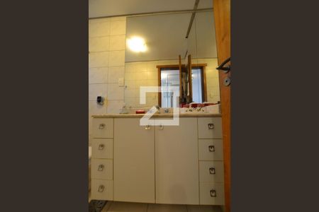 Apartamento à venda com 238m², 3 quartos e 3 vagasBanheiro da Suíte