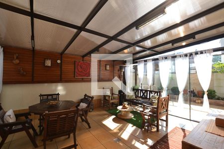 Apartamento à venda com 238m², 3 quartos e 3 vagasEspaço Gourmet