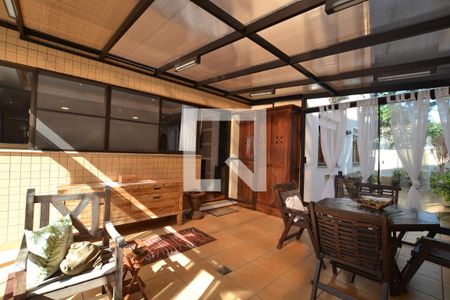 Apartamento à venda com 238m², 3 quartos e 3 vagasEspaço Gourmet