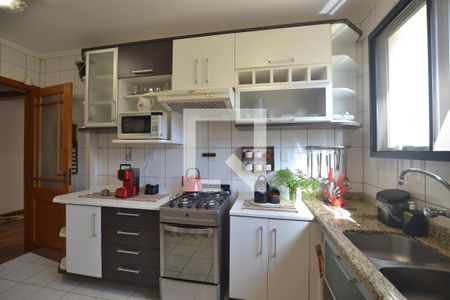 Apartamento à venda com 238m², 3 quartos e 3 vagasCozinha