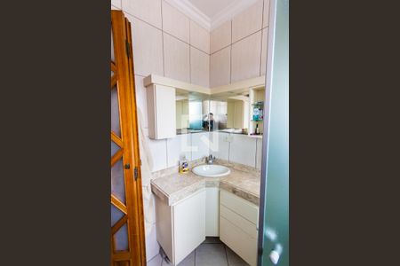 Casa à venda com 259m², 3 quartos e 5 vagas Casa à venda com 259m², 3 quartos e 5 vagasBanheiro da Suíte