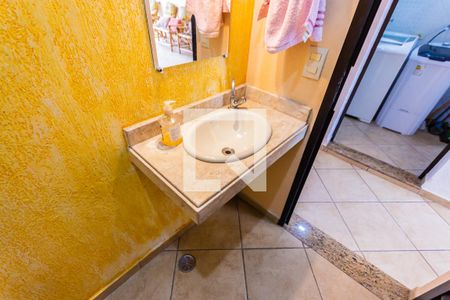 Casa à venda com 259m², 3 quartos e 5 vagas Casa à venda com 259m², 3 quartos e 5 vagasPia