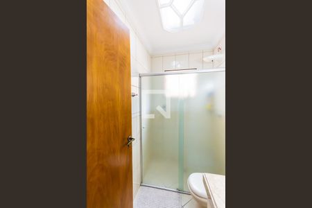 Casa à venda com 259m², 3 quartos e 5 vagas Casa à venda com 259m², 3 quartos e 5 vagasBanheiro 2