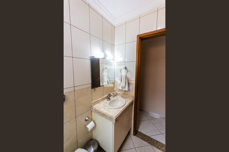 Casa à venda com 259m², 3 quartos e 5 vagas Casa à venda com 259m², 3 quartos e 5 vagasBanheiro 2