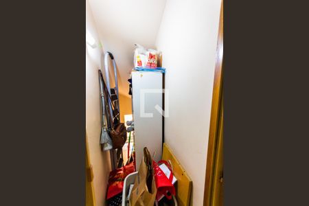 Casa à venda com 259m², 3 quartos e 5 vagas Casa à venda com 259m², 3 quartos e 5 vagasDepósito