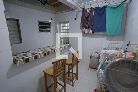 Casa para alugar com 120m², 2 quartos e 1 vagaÁrea de Serviço