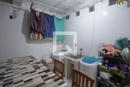Casa para alugar com 120m², 2 quartos e 1 vagaÁrea de Serviço