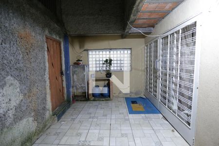 Casa para alugar com 120m², 2 quartos e 1 vagaQuintal