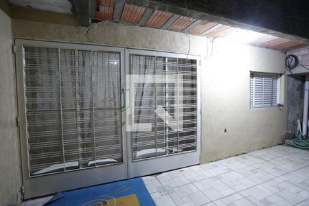 Casa para alugar com 120m², 2 quartos e 1 vagaQuintal