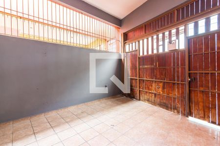 Casa para alugar com 150m², 1 quarto e 1 vaga Casa para alugar com 150m², 1 quarto e 1 vagaGaragem
