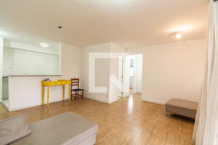 Apartamento para alugar com 70m², 2 quartos e 1 vagaSala