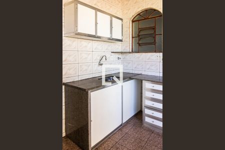 Casa à venda com 100m², 2 quartos e 1 vaga